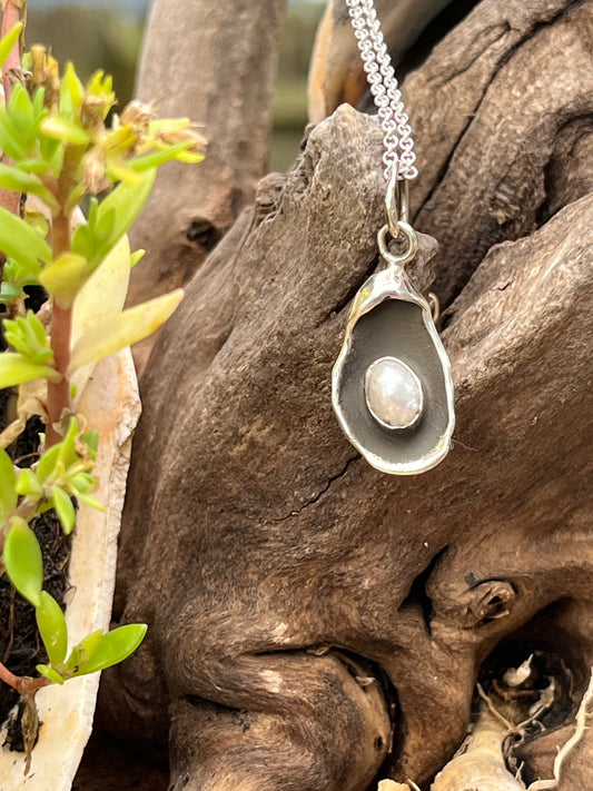 Oyster Pendant