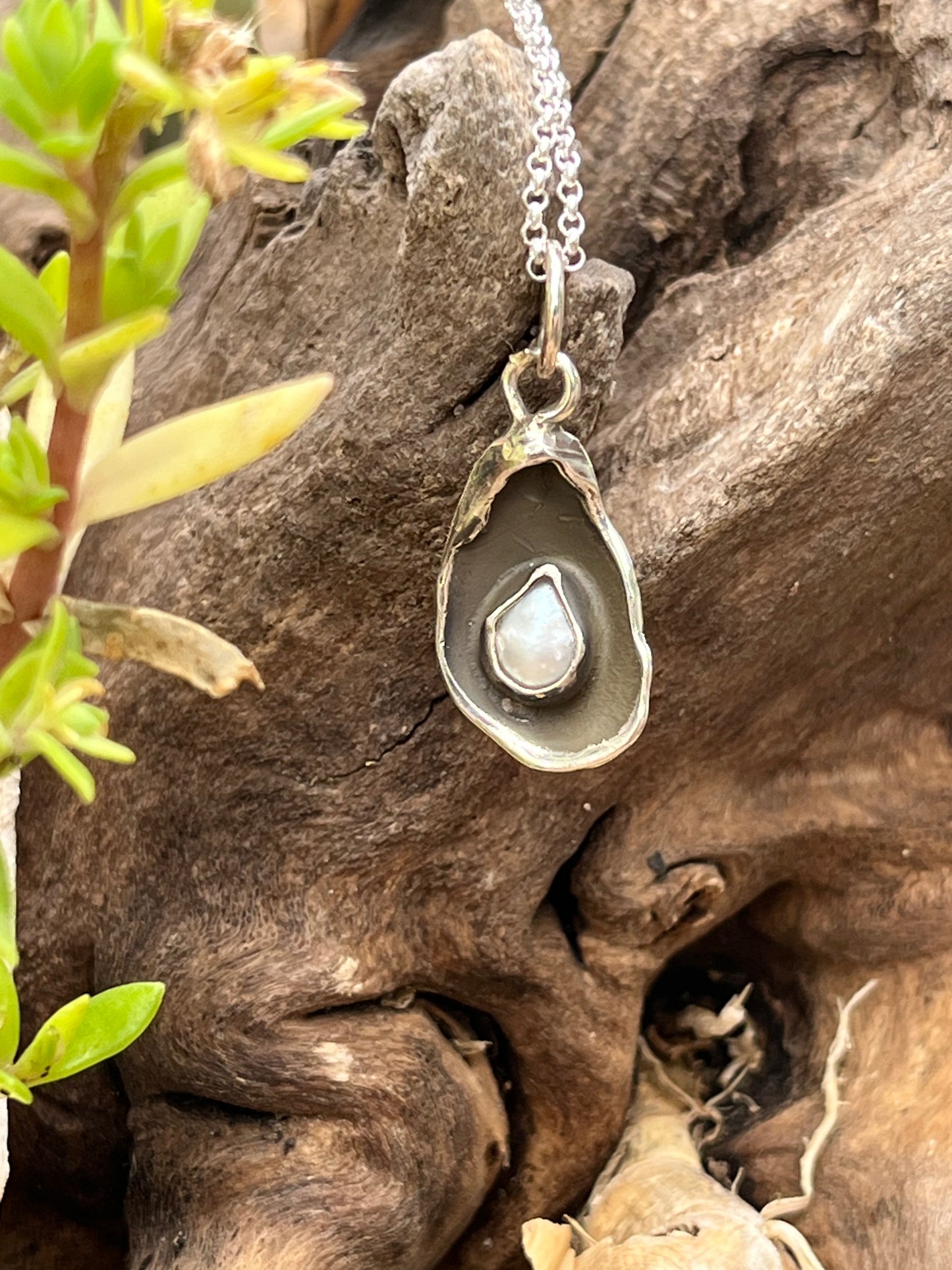 Oyster Pendant