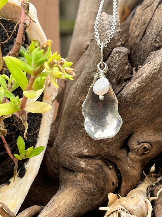 Oyster Pendant