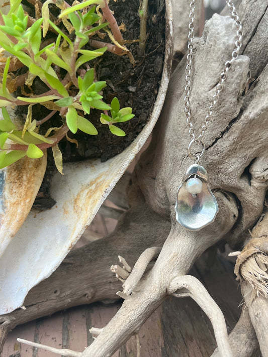 Oyster Pendant