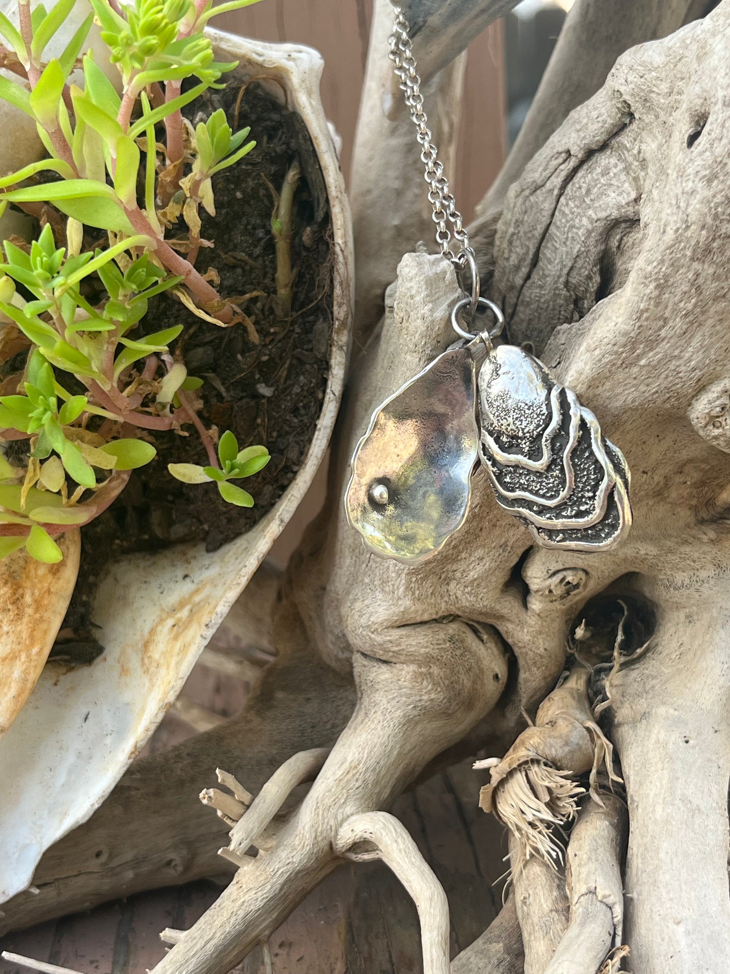 Oyster Pendant